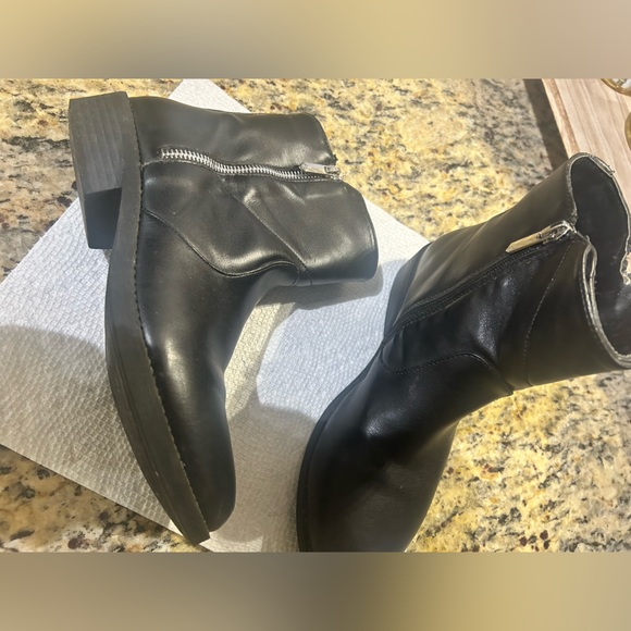 Sam Edelman Black Boots Women’s Size 5 Heeled, Pre-Loved - Picture 3 of 6